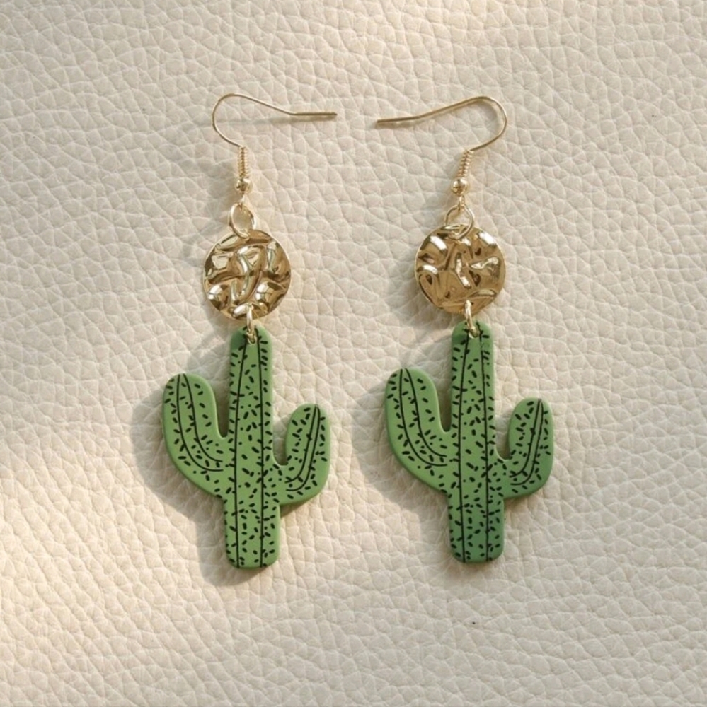 🌵Adorable Cactus Drop Earrings